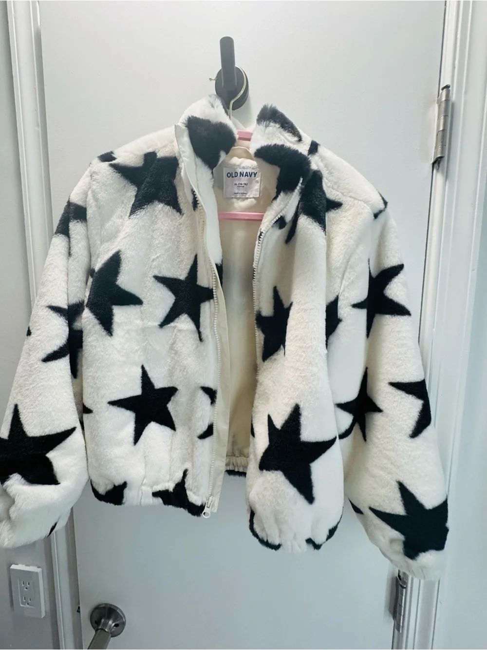 Old Navy White Faux-Fur Jacket with Black Star Print